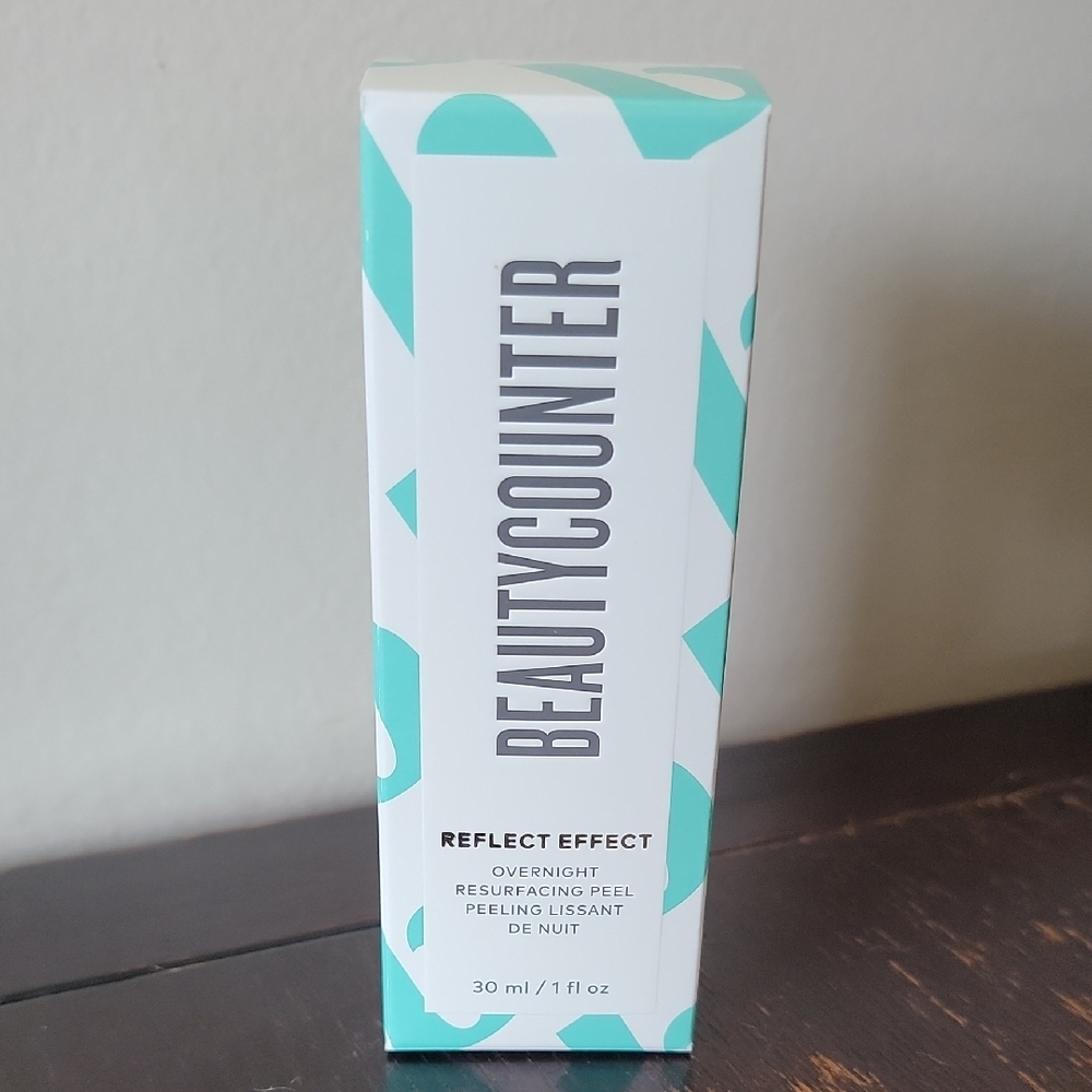 Beautycounter Reflect Effect Overnight Resurfacing Peel - White and Teal